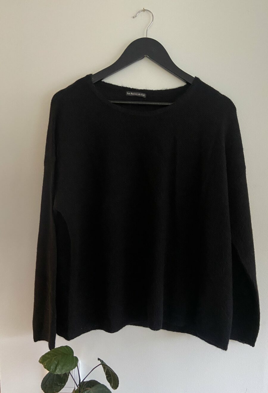 Les Racines du Ciel - Gwen Large Sweater, Black