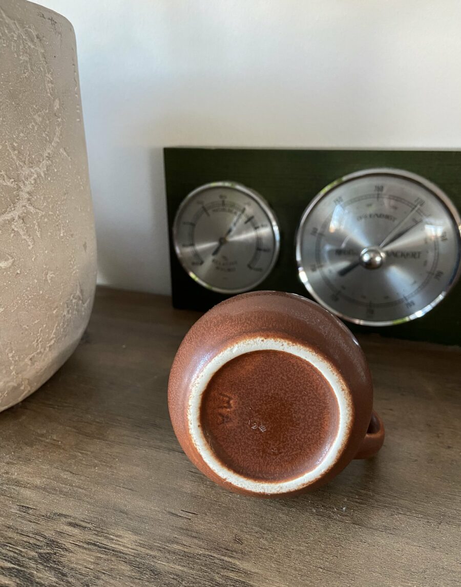 Ecosphere Vintage - Small Brown Jar