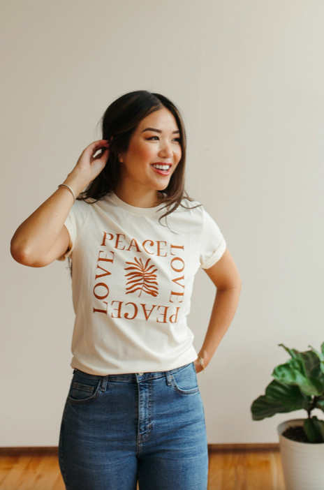 Polished Prints - Peace Love T-Shirt