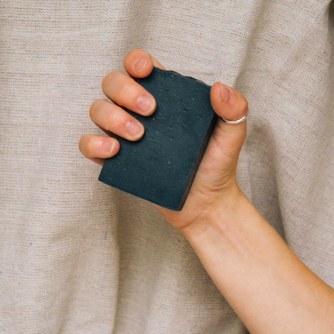 Wylder Naturals - Tea Tree & Eukalyptus with Activated Charcoal Bar Soap